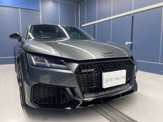 岡山市のお客様にコーティング(ヒールライト) Audi TTクーペ(新車)